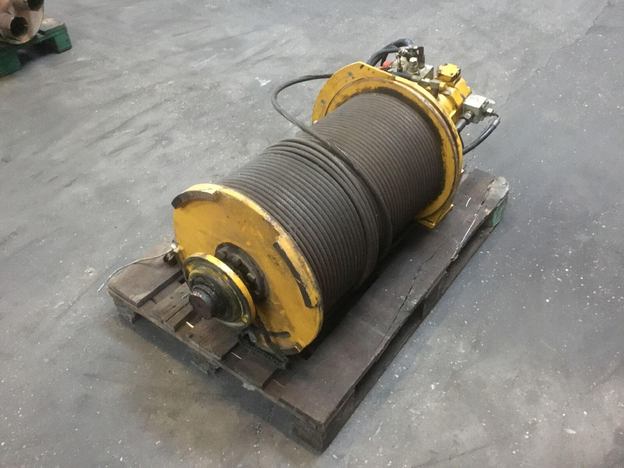 Spierings SK 477 winch - Lier voor Mobiele kraan: afbeelding 3 Spierings SK 477 winch - Lier voor Mobiele kraan: afbeelding 3