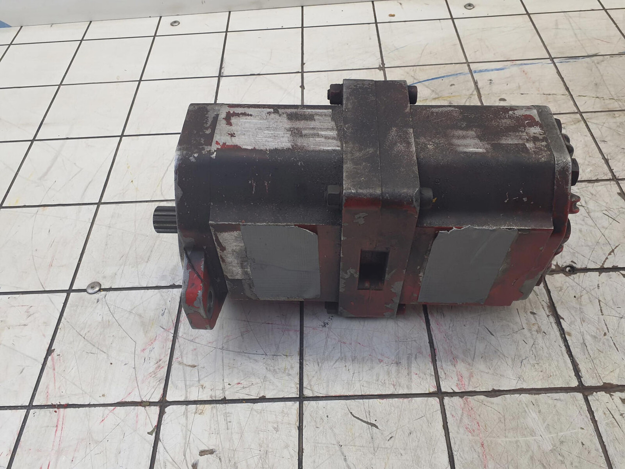 Sundstrand dual gear pump - Hydraulische pomp voor Mobiele kraan: afbeelding 3 Sundstrand dual gear pump - Hydraulische pomp voor Mobiele kraan: afbeelding 3