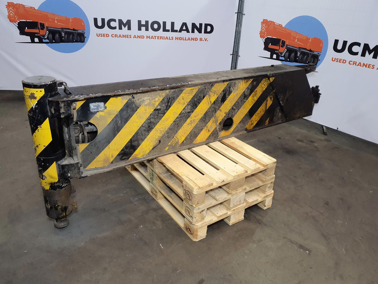 Terex AC 100 outrigger beam complete front - Ophanging voor Kraan: afbeelding 2 Terex AC 100 outrigger beam complete front - Ophanging voor Kraan: afbeelding 2