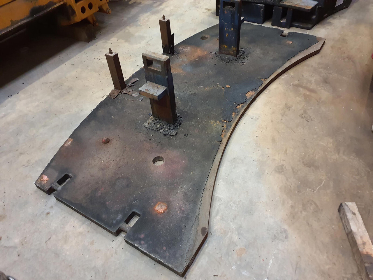 Terex AC 205 counterweight 1,2 ton - Tegenwicht voor Mobiele kraan: afbeelding 2 Terex AC 205 counterweight 1,2 ton - Tegenwicht voor Mobiele kraan: afbeelding 2