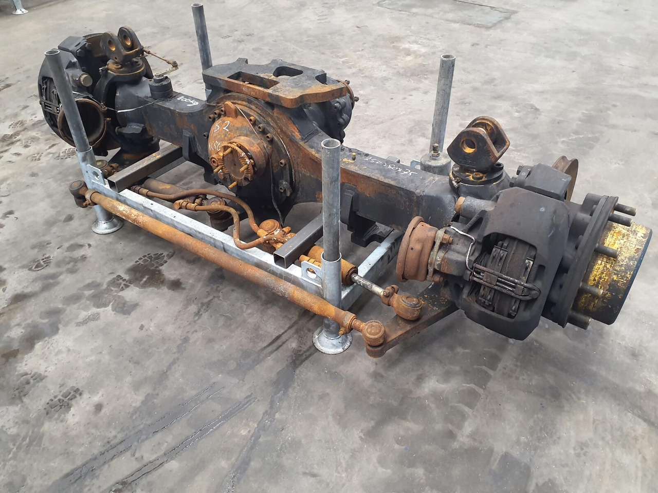 Terex AC 50-1 axle 2 - As en onderdelen voor Mobiele kraan: afbeelding 4 Terex AC 50-1 axle 2 - As en onderdelen voor Mobiele kraan: afbeelding 4