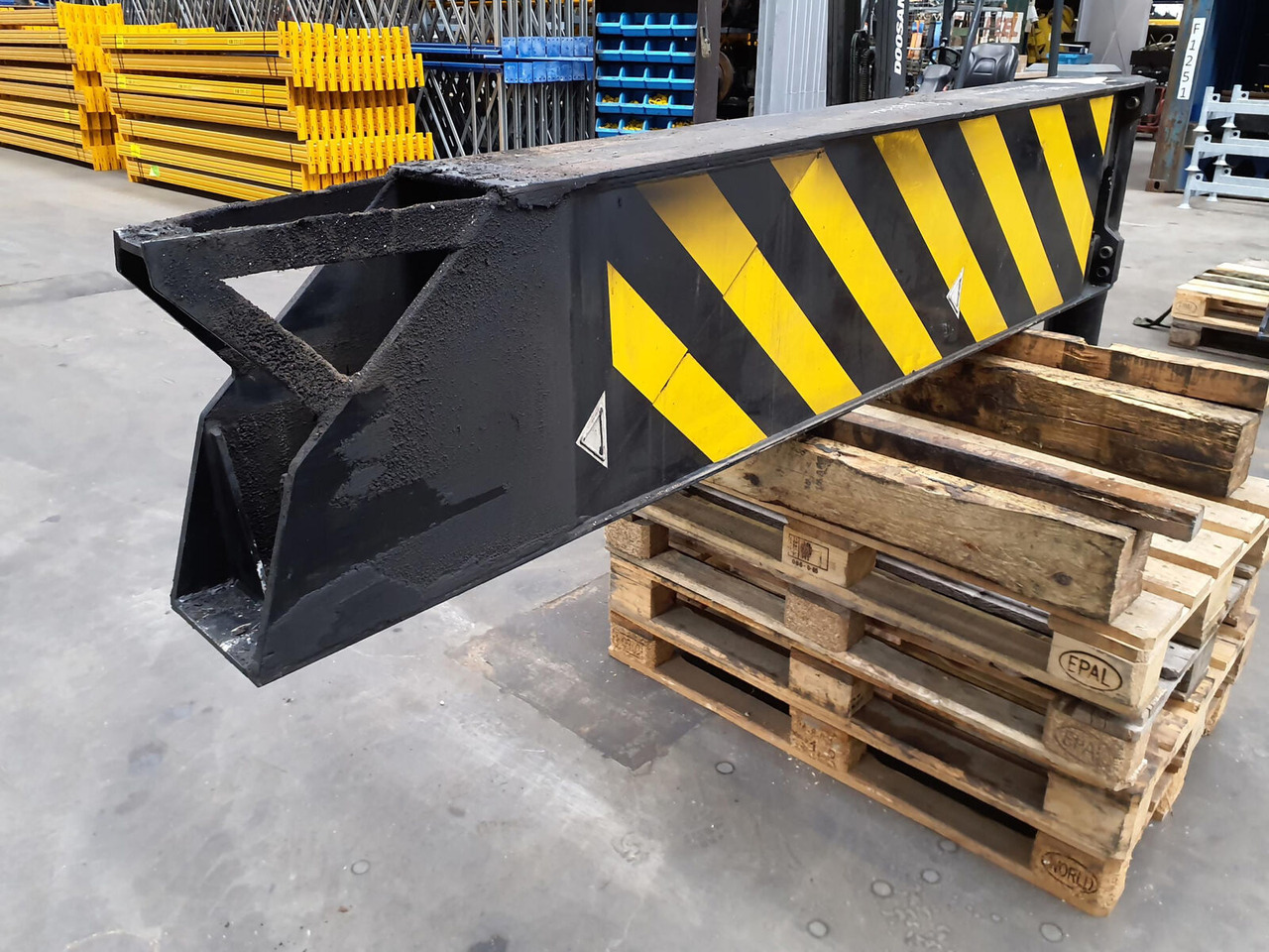 Terex AC 50 outrigger rear with outrigger cylinder - Ophanging voor Mobiele kraan: afbeelding 3 Terex AC 50 outrigger rear with outrigger cylinder - Ophanging voor Mobiele kraan: afbeelding 3