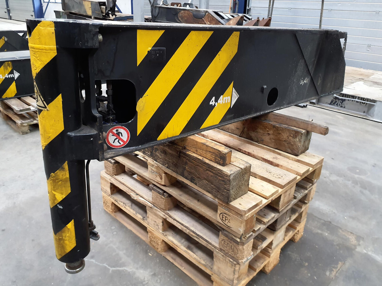 Terex AC 50 outrigger rear with outrigger cylinder - Ophanging voor Mobiele kraan: afbeelding 2 Terex AC 50 outrigger rear with outrigger cylinder - Ophanging voor Mobiele kraan: afbeelding 2