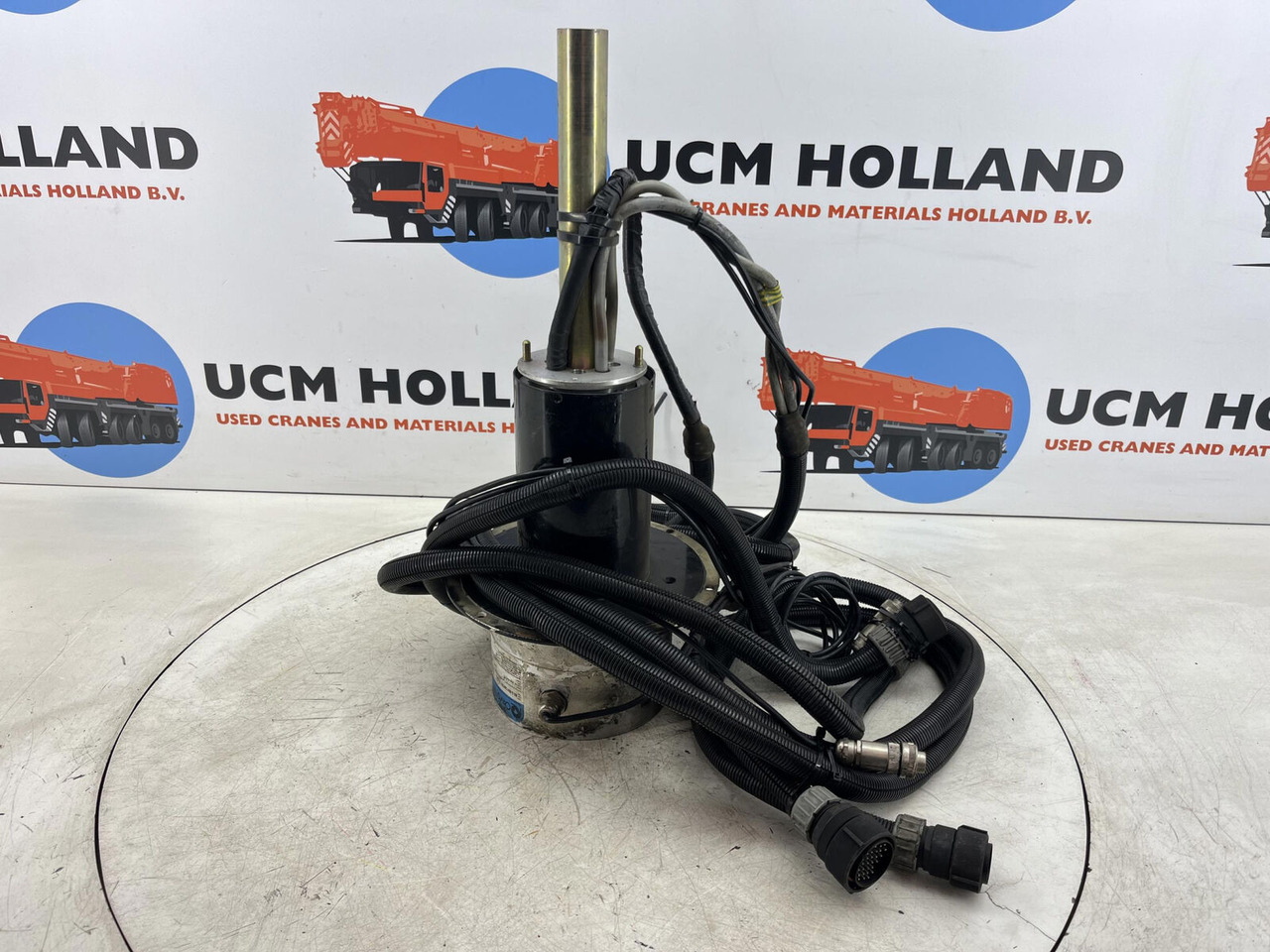 Terex AC slip ring assy - Elektrisch systeem voor Kraan: afbeelding 1 Terex AC slip ring assy - Elektrisch systeem voor Kraan: afbeelding 1