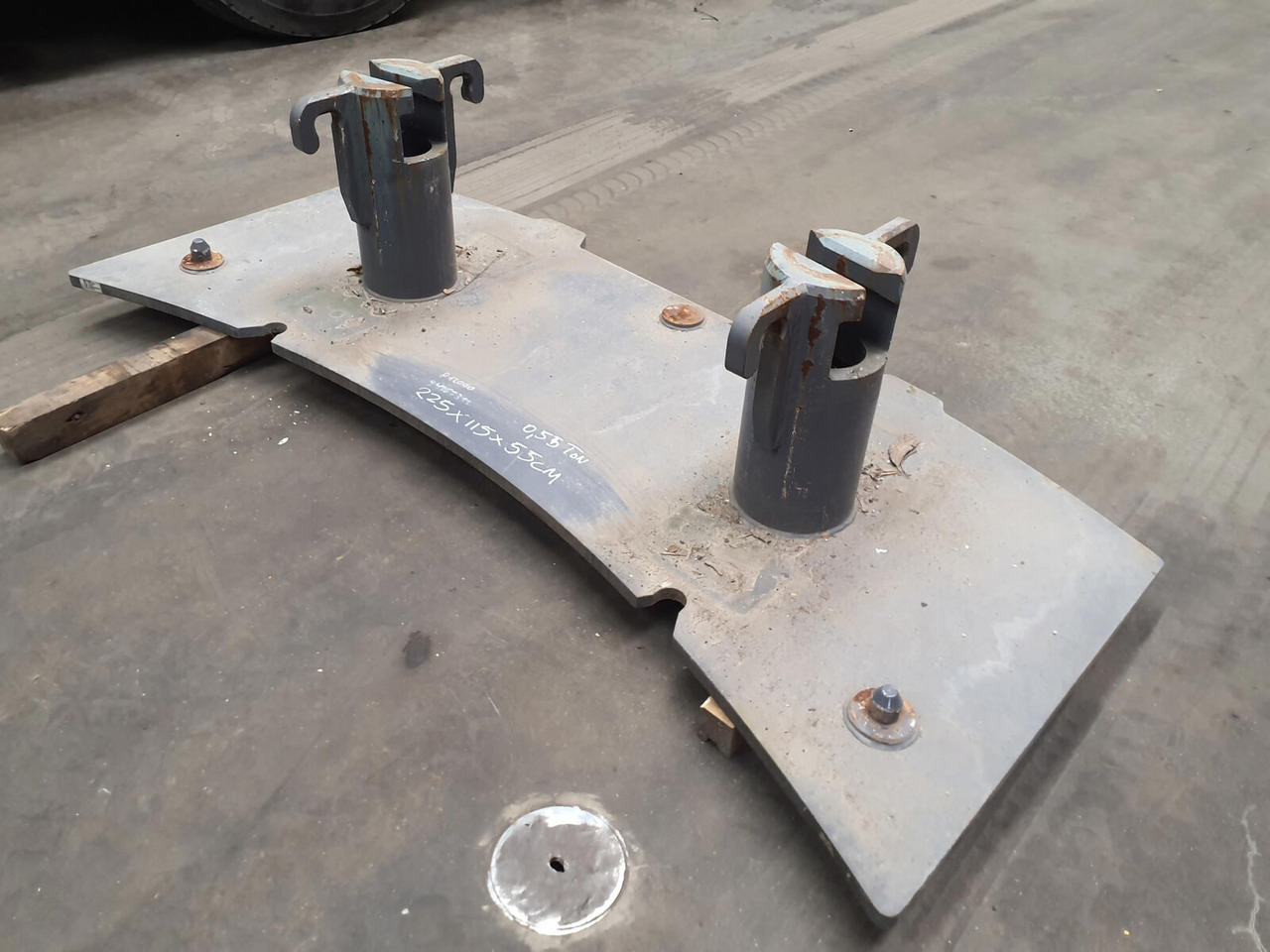 Terex Terex Demag Challenger 4200 counterweight 0.55 Ton - Tegenwicht voor Mobiele kraan: afbeelding 2 Terex Terex Demag Challenger 4200 counterweight 0.55 Ton - Tegenwicht voor Mobiele kraan: afbeelding 2