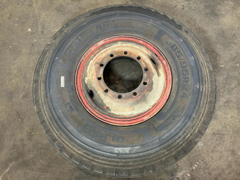 Wheel 385/95/R24 10 +5.0 3p - Banden en velgen voor Kraan: afbeelding 1 Wheel 385/95/R24 10 +5.0 3p - Banden en velgen voor Kraan: afbeelding 1