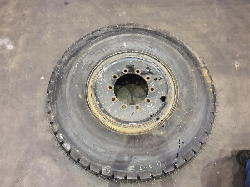 Wheel 385/95R24 10 1.5 3p - Banden en velgen voor Kraan: afbeelding 1 Wheel 385/95R24 10 1.5 3p - Banden en velgen voor Kraan: afbeelding 1