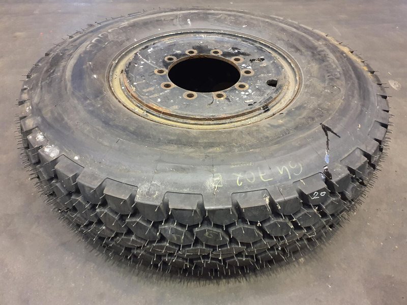 Wheel 385/95R24 10 1.5 3p - Banden en velgen voor Kraan: afbeelding 2 Wheel 385/95R24 10 1.5 3p - Banden en velgen voor Kraan: afbeelding 2