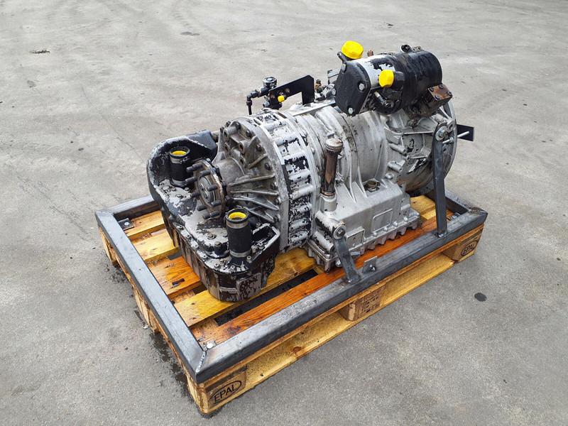 ZF LTM 1060 gearbox ZF 6HP-600 - Versnellingsbak voor Kraan: afbeelding 3 ZF LTM 1060 gearbox ZF 6HP-600 - Versnellingsbak voor Kraan: afbeelding 3
