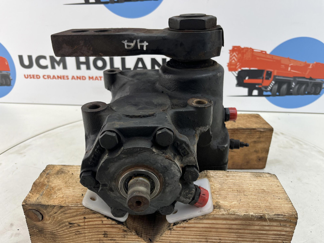 ZF Steering Box 130bar - Stuurhuis voor Mobiele kraan: afbeelding 4 ZF Steering Box 130bar - Stuurhuis voor Mobiele kraan: afbeelding 4