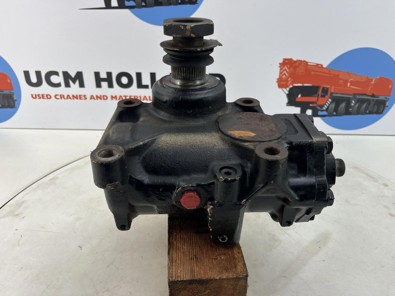 ZF ZF steering box - Stuurhuis voor Mobiele kraan: afbeelding 4 ZF ZF steering box - Stuurhuis voor Mobiele kraan: afbeelding 4