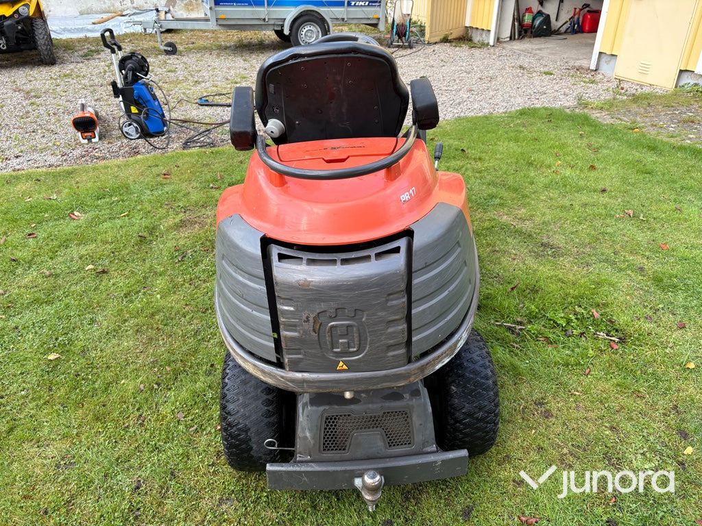 Åkgräsklippare Husqvarna PR 17 - Gazonmaaier: afbeelding 4 Åkgräsklippare Husqvarna PR 17 - Gazonmaaier: afbeelding 4