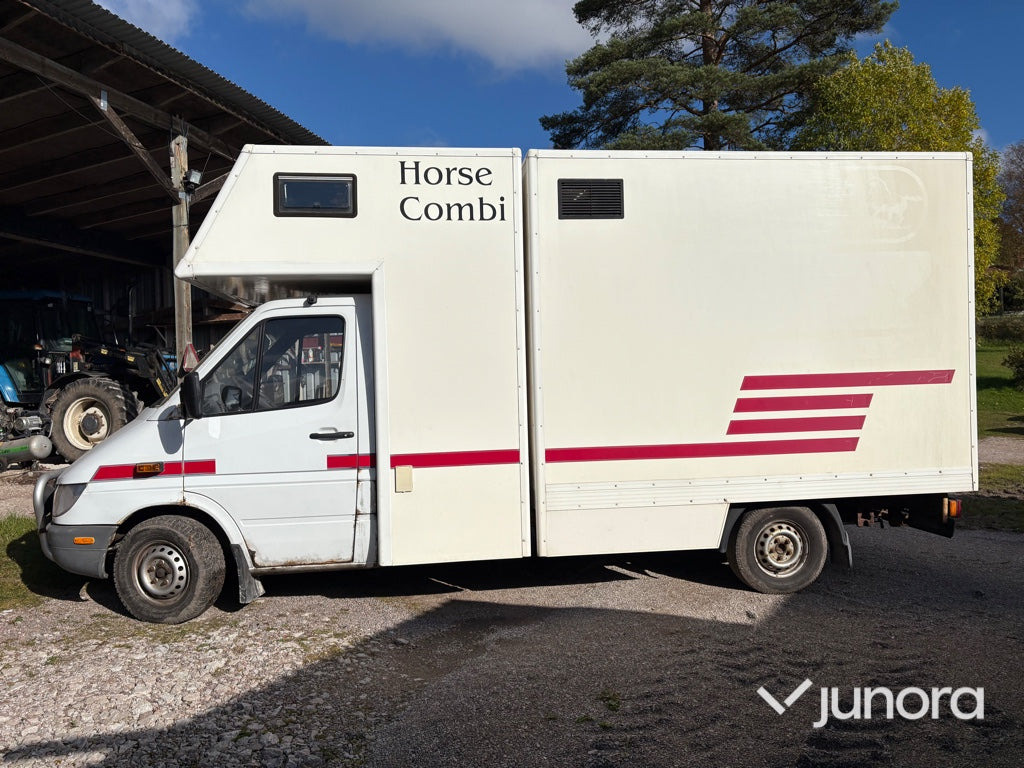Hästtransport Mercedes-Benz 316 CDI - Alkoof camper: afbeelding 2 Hästtransport Mercedes-Benz 316 CDI - Alkoof camper: afbeelding 2