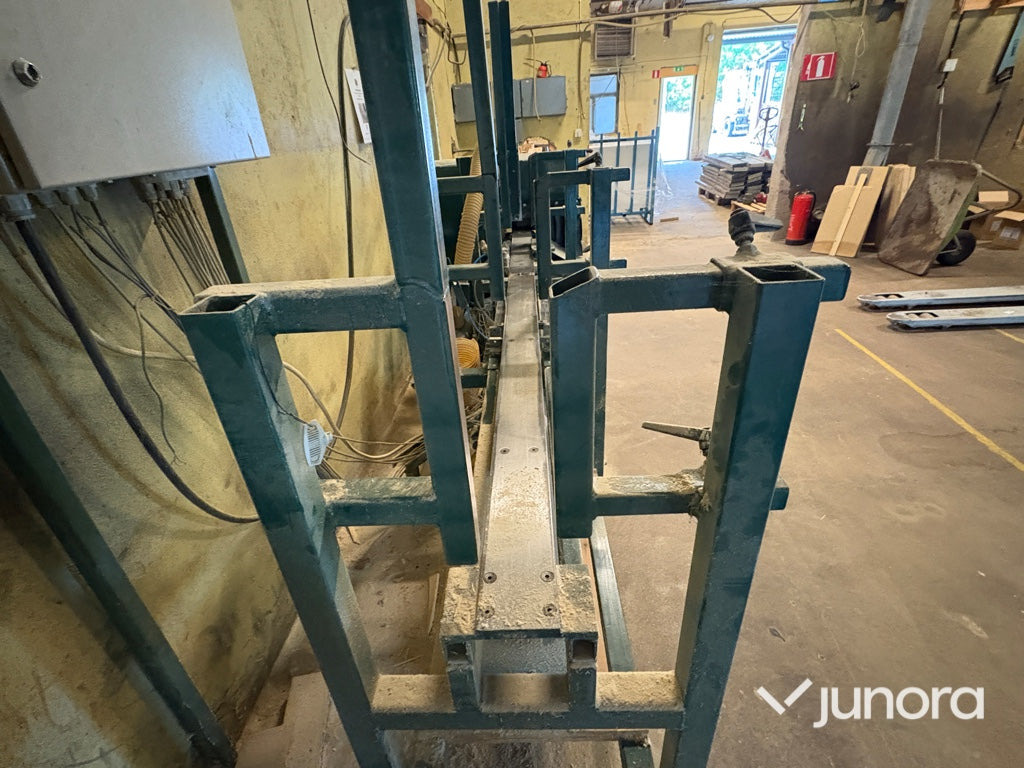 Kloss-kap - Houtbewerkingsmachine: afbeelding 3 Kloss-kap - Houtbewerkingsmachine: afbeelding 3