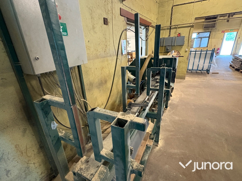 Kloss-kap - Houtbewerkingsmachine: afbeelding 2 Kloss-kap - Houtbewerkingsmachine: afbeelding 2