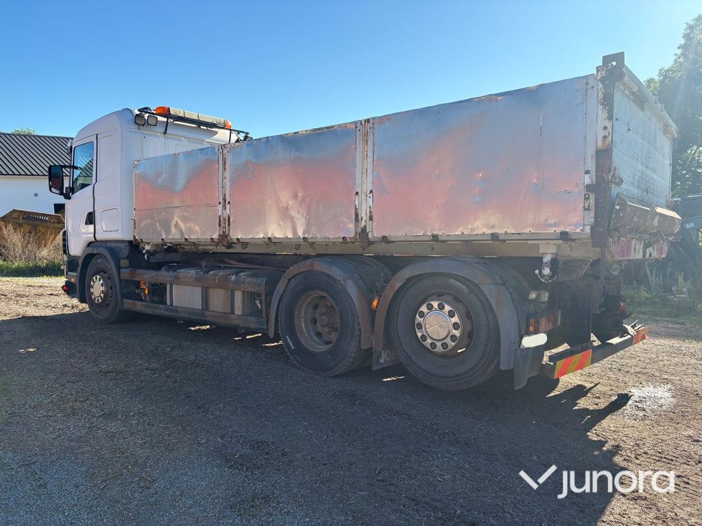 Lastbil Scania R124LB6X24NB470 - Kipper vrachtwagen: afbeelding 3 Lastbil Scania R124LB6X24NB470 - Kipper vrachtwagen: afbeelding 3