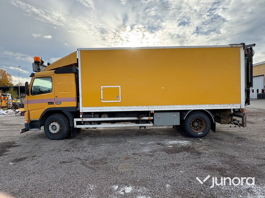 Lastbil - Volvo FM7 4X2 - Bakwagen: afbeelding 2 Lastbil - Volvo FM7 4X2 - Bakwagen: afbeelding 2