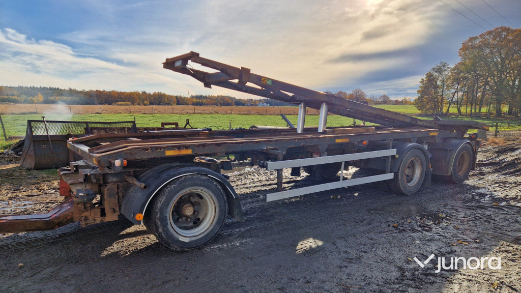 Lastväxlarvagn + Tipp - Härryda, THLBS-300-N - Containertransporter/ Wissellaadbak aanhangwagen: afbeelding 2 Lastväxlarvagn + Tipp - Härryda, THLBS-300-N - Containertransporter/ Wissellaadbak aanhangwagen: afbeelding 2