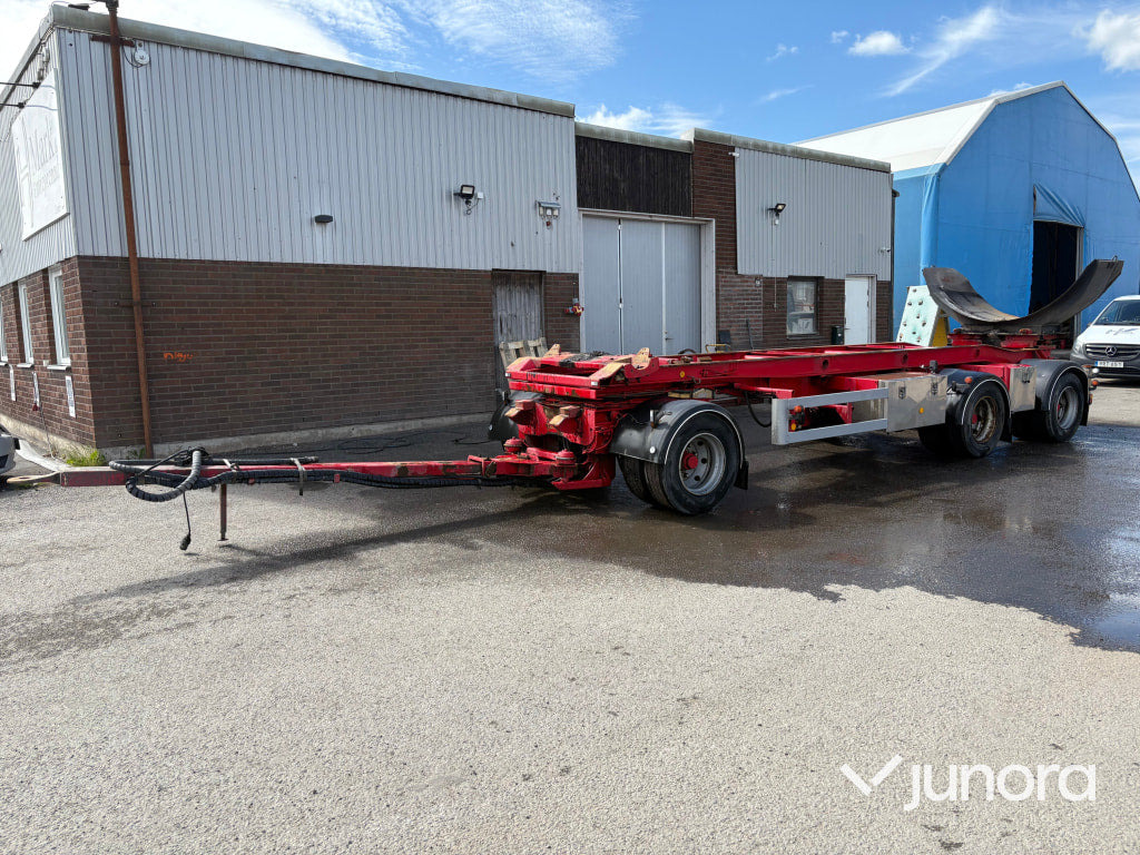 Mjölbysläpet SFL3-7,5-30 - Containertransporter/ Wissellaadbak aanhangwagen: afbeelding 3 Mjölbysläpet SFL3-7,5-30 - Containertransporter/ Wissellaadbak aanhangwagen: afbeelding 3