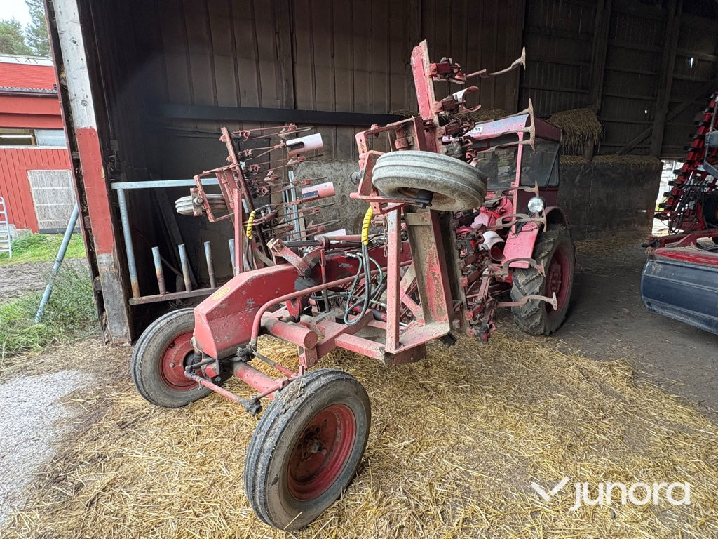 Radhacka - Volvo BM, Victor 230 - Woeler: afbeelding 1 Radhacka - Volvo BM, Victor 230 - Woeler: afbeelding 1