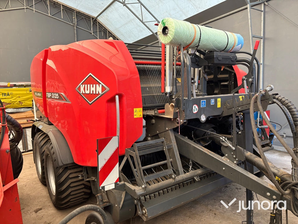 Rundbalspress & Inplastare - Kuhn FBP 3135 Intelliwrap - Ronde balenpers, Wikkelaar: afbeelding 5 Rundbalspress & Inplastare - Kuhn FBP 3135 Intelliwrap - Ronde balenpers, Wikkelaar: afbeelding 5