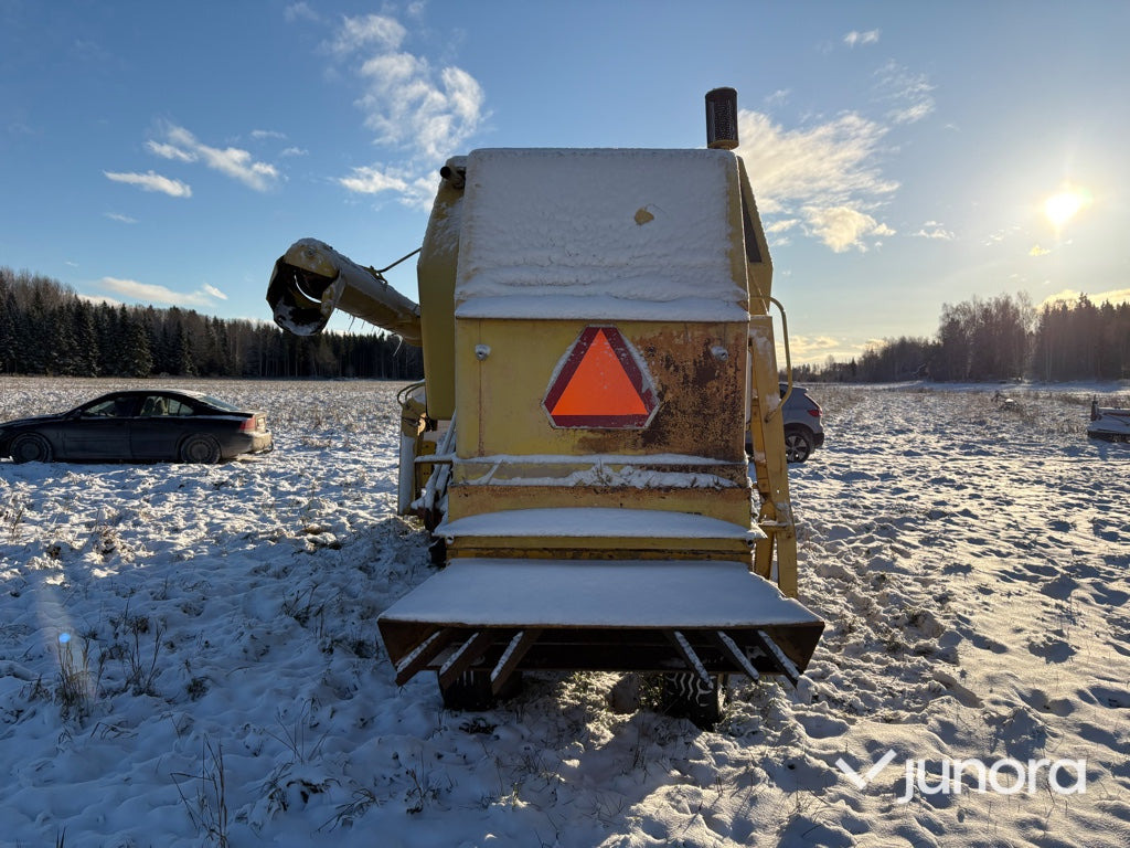 Skördetröska - New Holland Clayson 1520 - Maaidorser: afbeelding 5 Skördetröska - New Holland Clayson 1520 - Maaidorser: afbeelding 5