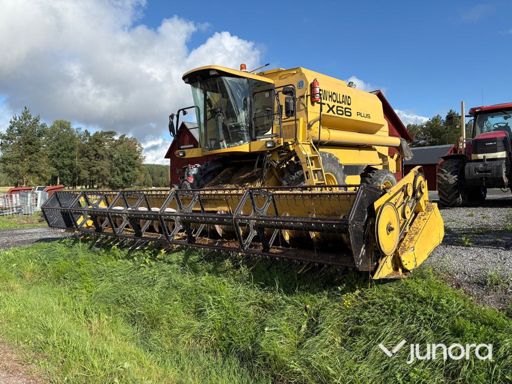 Skördetröska - New Holland TX66 Plus - Maaidorser: afbeelding 1 Skördetröska - New Holland TX66 Plus - Maaidorser: afbeelding 1