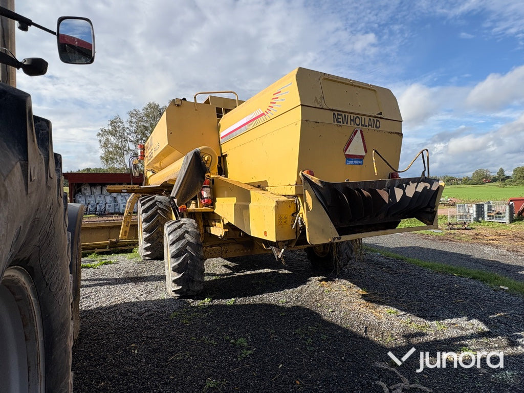 Skördetröska - New Holland TX66 Plus - Maaidorser: afbeelding 4 Skördetröska - New Holland TX66 Plus - Maaidorser: afbeelding 4