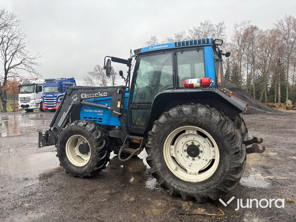 Traktor - Valtra 6550-4 med frontlastare - Tractor: afbeelding 3 Traktor - Valtra 6550-4 med frontlastare - Tractor: afbeelding 3
