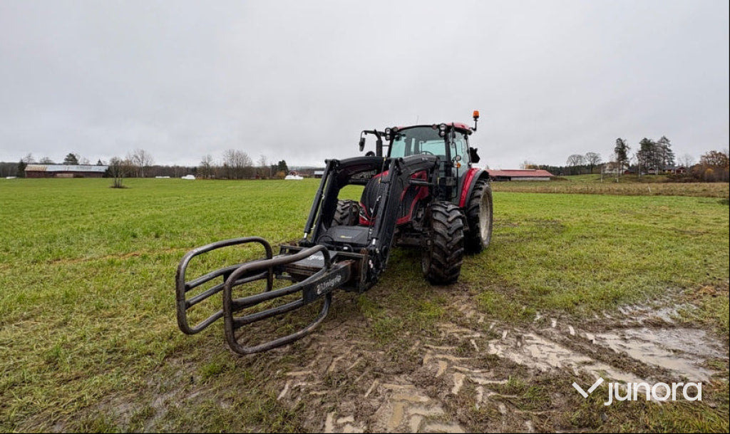 Traktor - Valtra A115 - Tractor: afbeelding 1 Traktor - Valtra A115 - Tractor: afbeelding 1