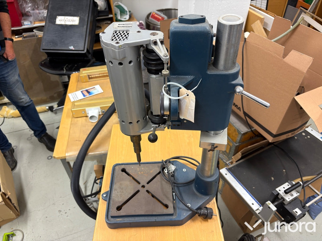 Ultraljudsborr KERRY Ultrasonics KDS150 - Werktuigmachine: afbeelding 2 Ultraljudsborr KERRY Ultrasonics KDS150 - Werktuigmachine: afbeelding 2