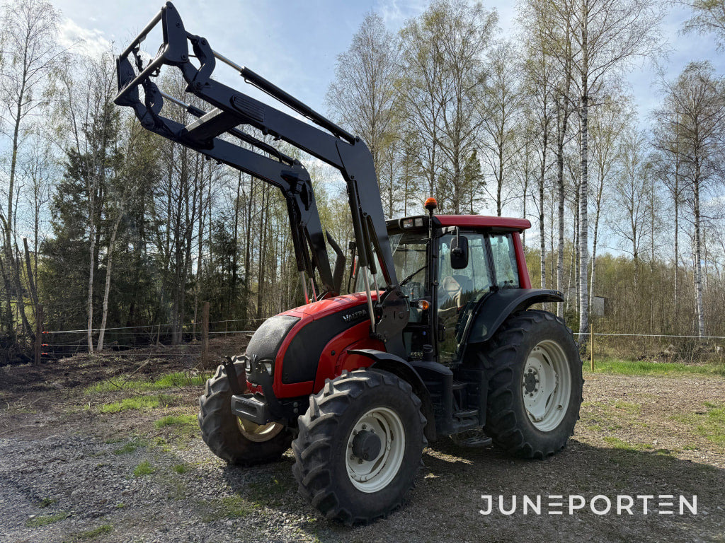 Valtra N101 - Tractor: afbeelding 1 Valtra N101 - Tractor: afbeelding 1