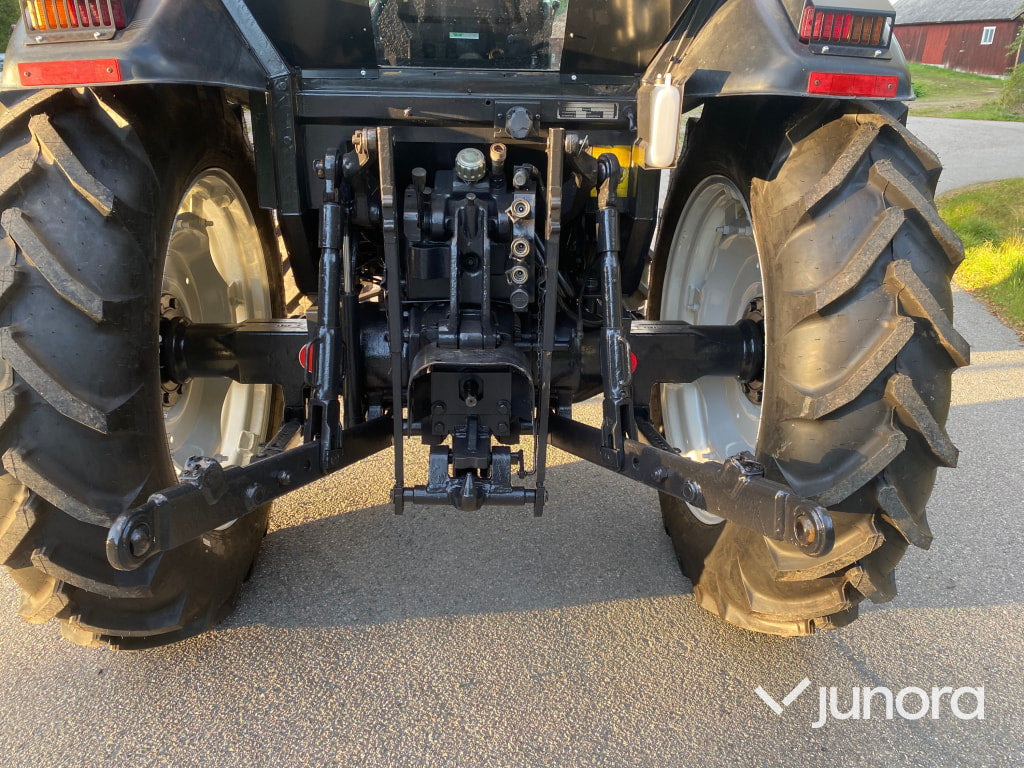 Valtra valmet A95 2003 fullt skogsutrustad - Tractor: afbeelding 5 Valtra valmet A95 2003 fullt skogsutrustad - Tractor: afbeelding 5