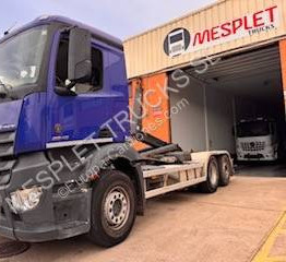 Mercedes Actros 2842 - Haakarmsysteem vrachtwagen: afbeelding 1 Mercedes Actros 2842 - Haakarmsysteem vrachtwagen: afbeelding 1