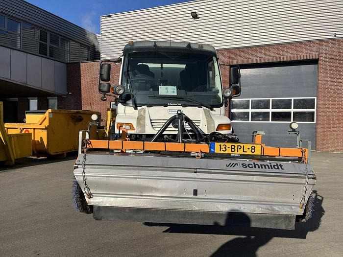 Veegwagen Mercedes-Benz Unimog U400 U400 4 x 2 / Schmidt SK350 sweeper: afbeelding 6 Veegwagen Mercedes-Benz Unimog U400 U400 4 x 2 / Schmidt SK350 sweeper: afbeelding 6