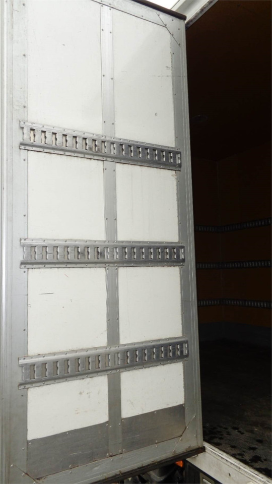 Open laadbak 8,6 mtr alu kasse med sideåbning til lift: afbeelding 6 Open laadbak 8,6 mtr alu kasse med sideåbning til lift: afbeelding 6