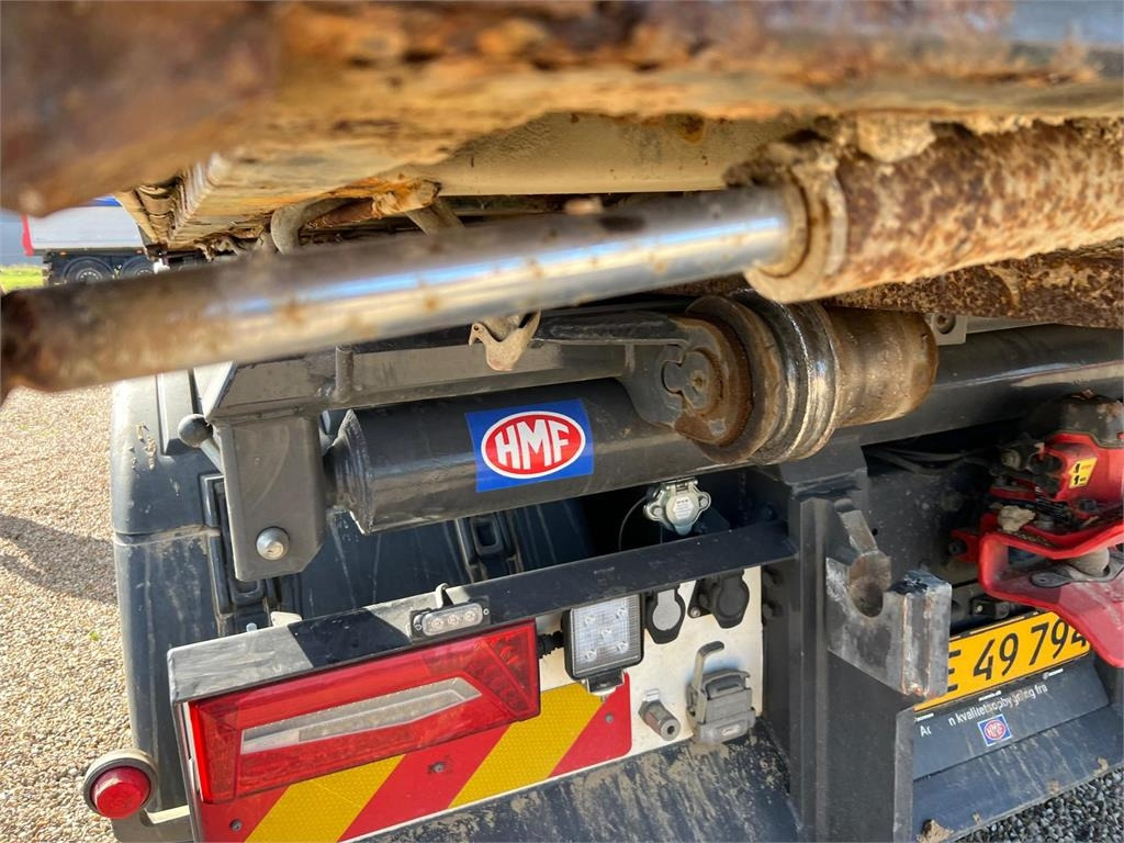 HMF 6650 mm - 2 delt - aut bagsmæk - Gesloten laadbak: afbeelding 4 HMF 6650 mm - 2 delt - aut bagsmæk - Gesloten laadbak: afbeelding 4