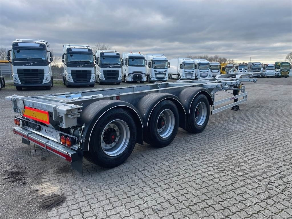 Hangler SDS 430 container chassis - multi låse - ADR - Containertransporter/ Wissellaadbak oplegger: afbeelding 1 Hangler SDS 430 container chassis - multi låse - ADR - Containertransporter/ Wissellaadbak oplegger: afbeelding 1