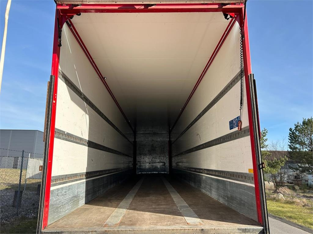 Kel-Berg 13,6 mtr. - 94m3 - 2500 kg lift - Gesloten oplegger: afbeelding 4 Kel-Berg 13,6 mtr. - 94m3 - 2500 kg lift - Gesloten oplegger: afbeelding 4