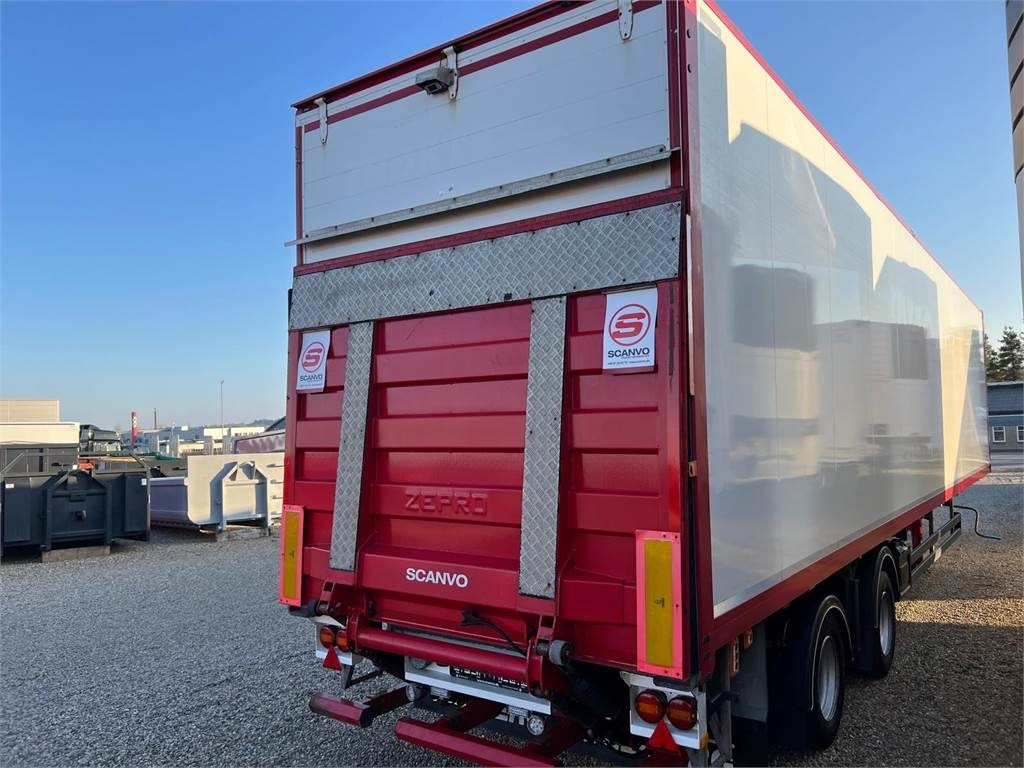 Kel-Berg 13,6 mtr. - 94m3 - 2500 kg lift - Gesloten oplegger: afbeelding 4 Kel-Berg 13,6 mtr. - 94m3 - 2500 kg lift - Gesloten oplegger: afbeelding 4