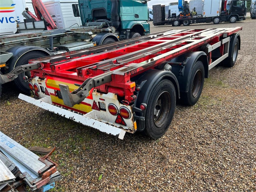 Kel-Berg D24B3 6,0 - 6,5 mtr. containere - Haakarm/ Portaalarm aanhanger: afbeelding 1 Kel-Berg D24B3 6,0 - 6,5 mtr. containere - Haakarm/ Portaalarm aanhanger: afbeelding 1