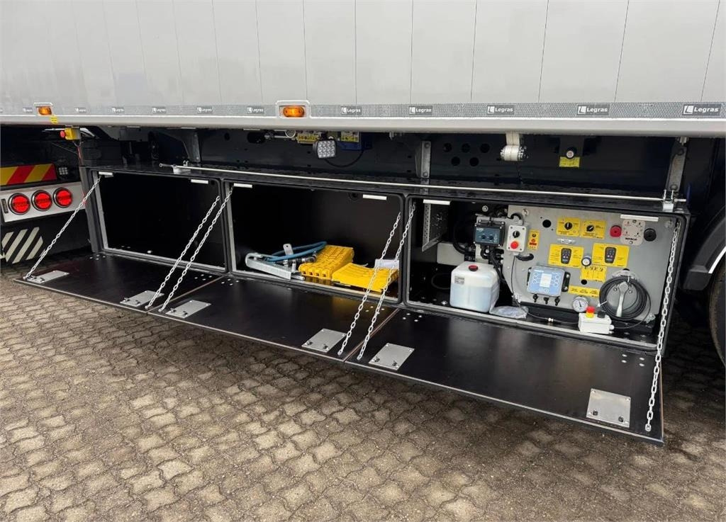 Legras 91m3 - Eco top aut presenning - Schuifvloer oplegger: afbeelding 3 Legras 91m3 - Eco top aut presenning - Schuifvloer oplegger: afbeelding 3