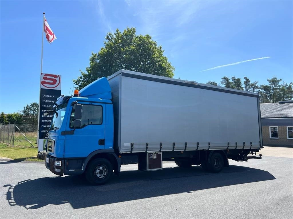 MAN TGL 12-220 BL - Schuifzeilen vrachtwagen: afbeelding 1 MAN TGL 12-220 BL - Schuifzeilen vrachtwagen: afbeelding 1