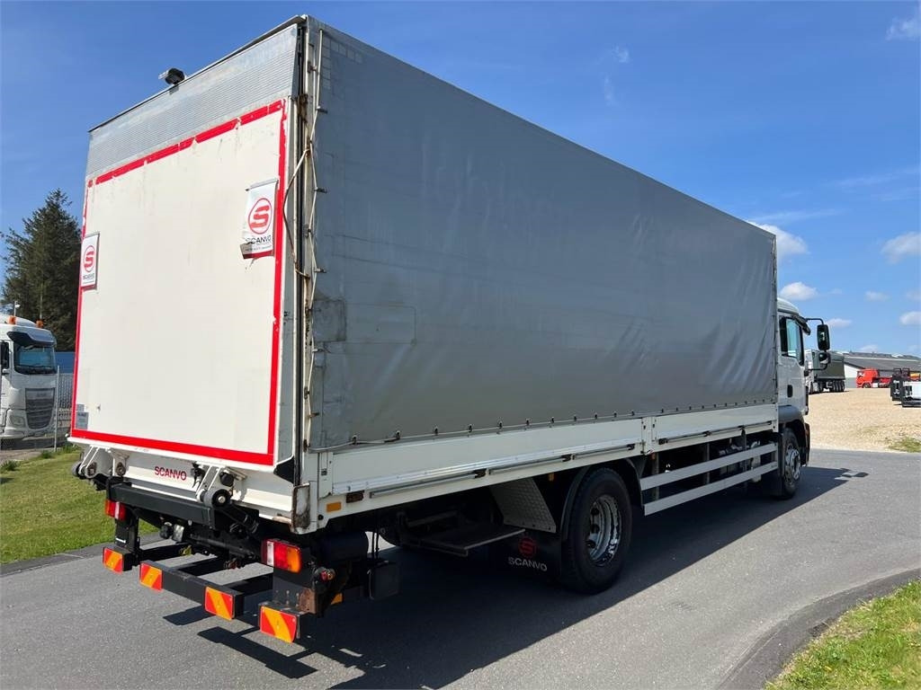 MAN TGM 18-340 BL - Schuifzeilen vrachtwagen: afbeelding 2 MAN TGM 18-340 BL - Schuifzeilen vrachtwagen: afbeelding 2
