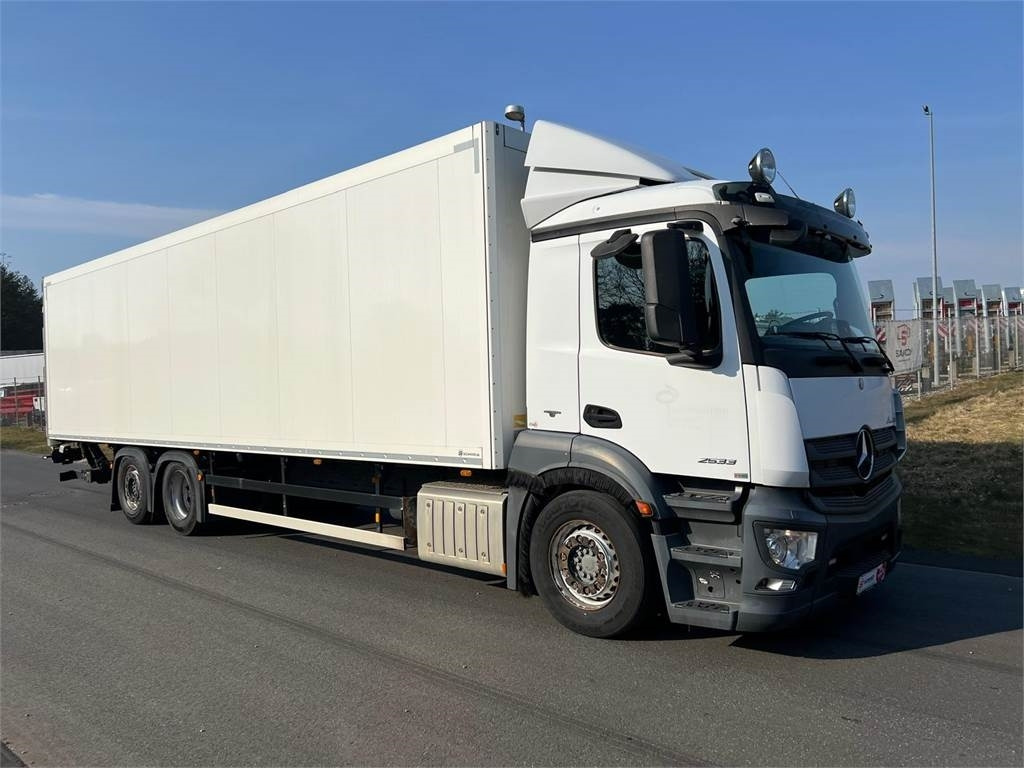 Mercedes-Benz Antos 2533 L - Bakwagen: afbeelding 2 Mercedes-Benz Antos 2533 L - Bakwagen: afbeelding 2