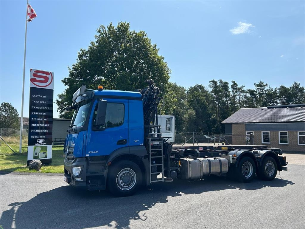 Mercedes-Benz Antos 2546 - Hiab 192 E kran - Portaalarmsysteem vrachtwagen: afbeelding 1 Mercedes-Benz Antos 2546 - Hiab 192 E kran - Portaalarmsysteem vrachtwagen: afbeelding 1
