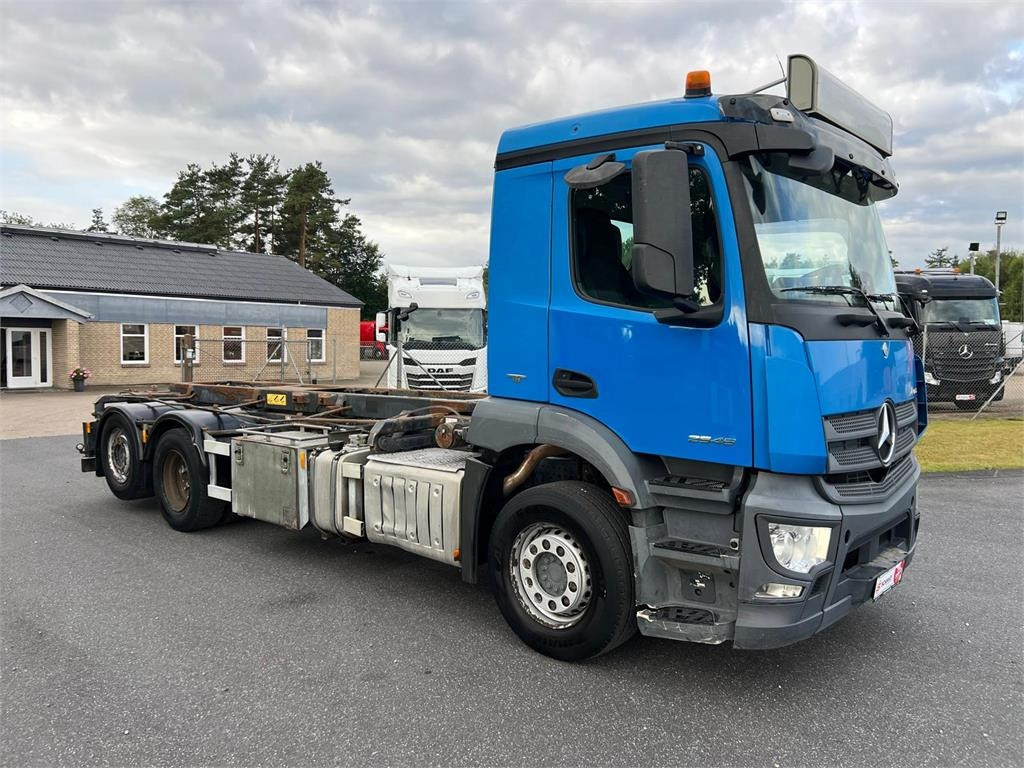 Mercedes-Benz Antos 2546 L - Portaalarmsysteem vrachtwagen: afbeelding 3 Mercedes-Benz Antos 2546 L - Portaalarmsysteem vrachtwagen: afbeelding 3