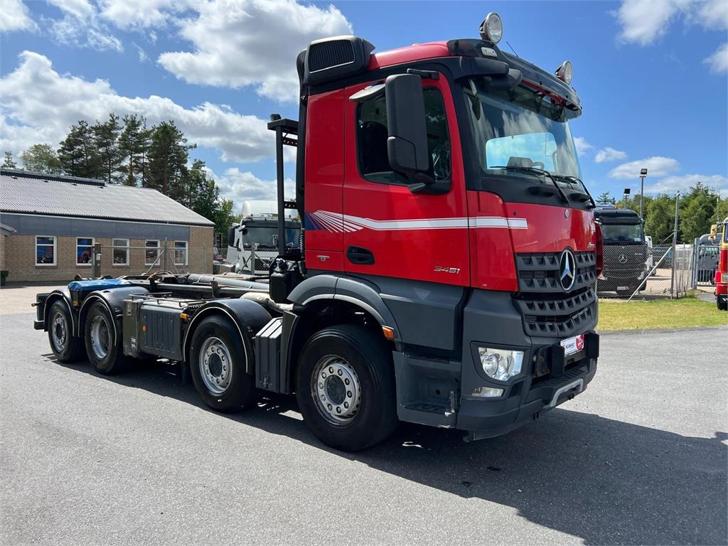 Mercedes-Benz Arocs 3251 - Haakarmsysteem vrachtwagen: afbeelding 2 Mercedes-Benz Arocs 3251 - Haakarmsysteem vrachtwagen: afbeelding 2