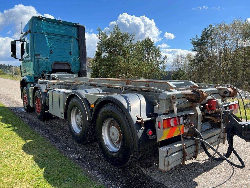 Mercedes-Benz Arocs 3251 K - Portaalarmsysteem vrachtwagen: afbeelding 4 Mercedes-Benz Arocs 3251 K - Portaalarmsysteem vrachtwagen: afbeelding 4