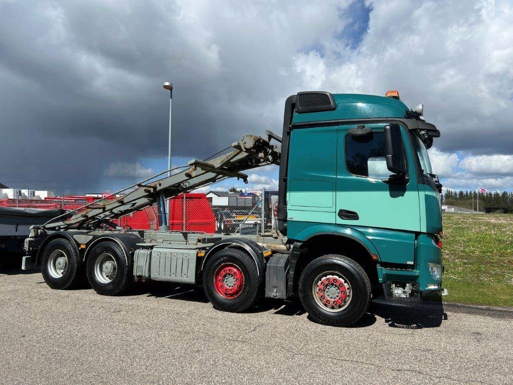 Mercedes-Benz Arocs 3251 K - Portaalarmsysteem vrachtwagen: afbeelding 2 Mercedes-Benz Arocs 3251 K - Portaalarmsysteem vrachtwagen: afbeelding 2